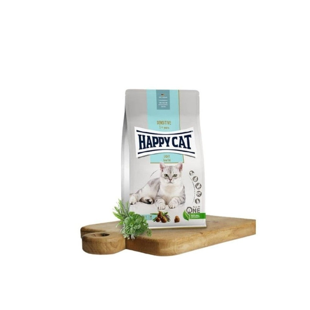 Happy Cat visavertis pašaras linkusioms tukti katėms Sensitive Light, 1,3 kg